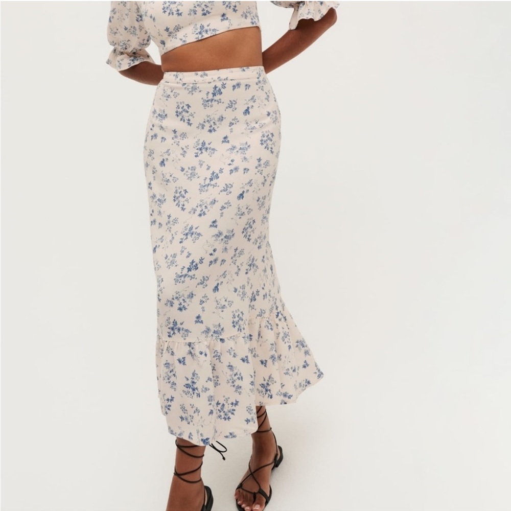 Reformation Fiona Two Piece in Lula Floral - Picture 5 of 15